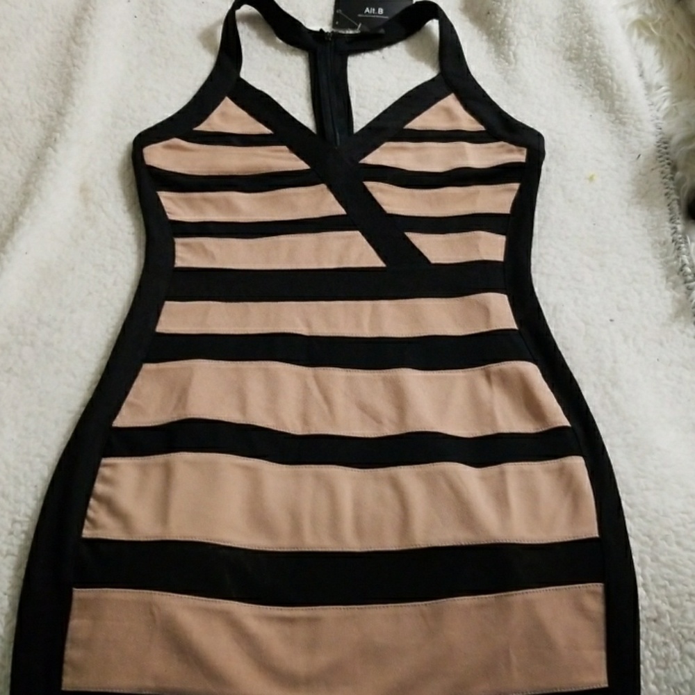 🆕️ Mini Bandage-like Dress 🆕️